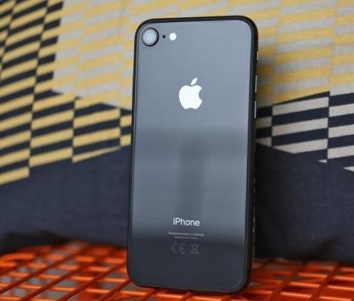 Apple iPhone 8 used unlocked